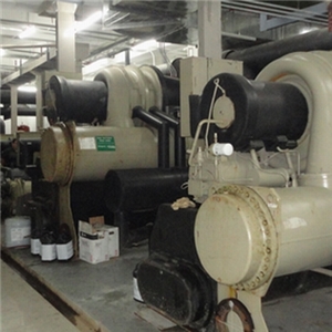 冷水机组群